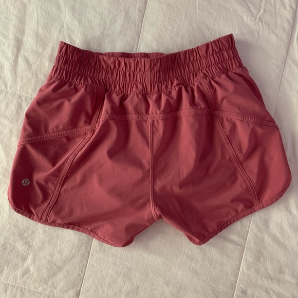 Lululemon Tracker V shorts size 6 - Picture 6 of 6